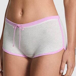 🎀Pink vs boyshort panties